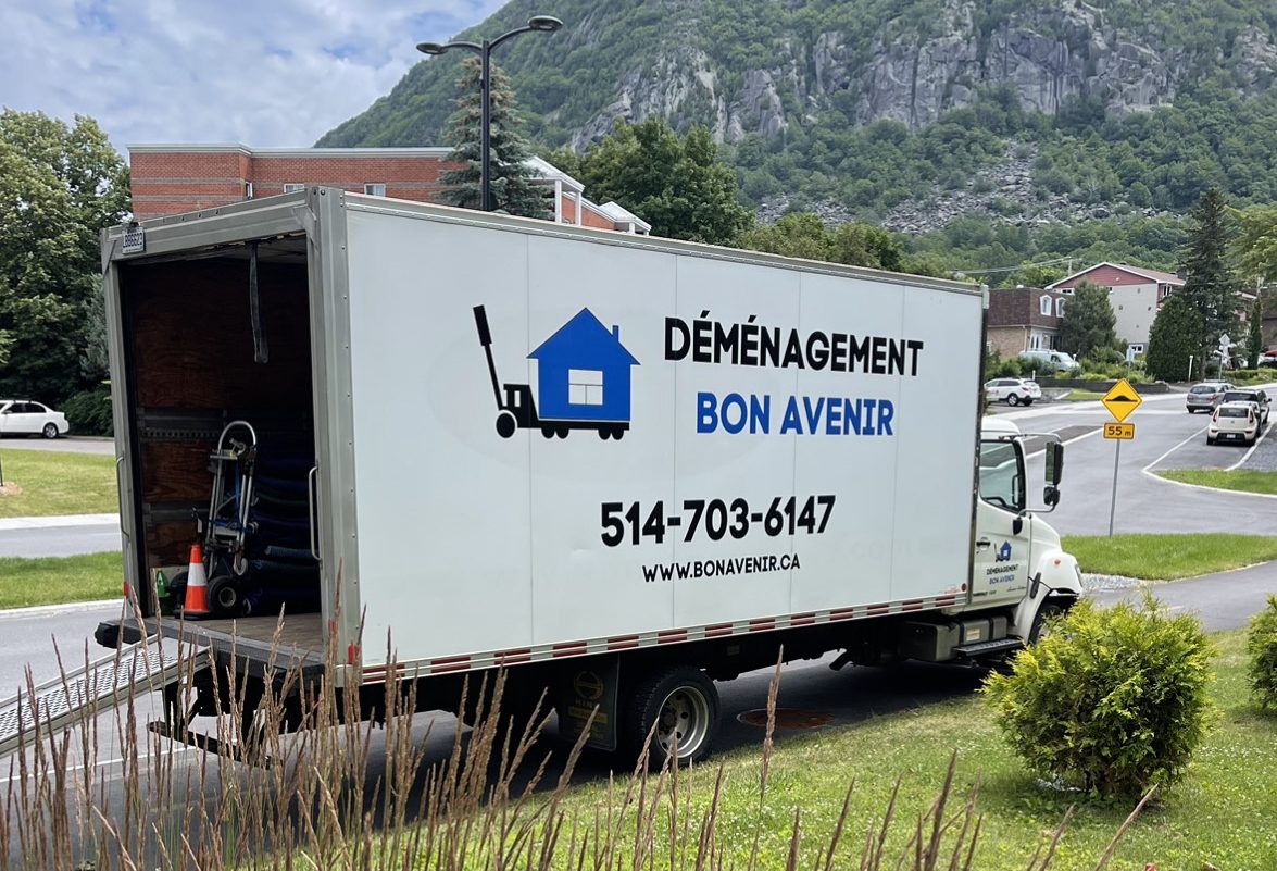 Camion de déménagement Bon Avenir